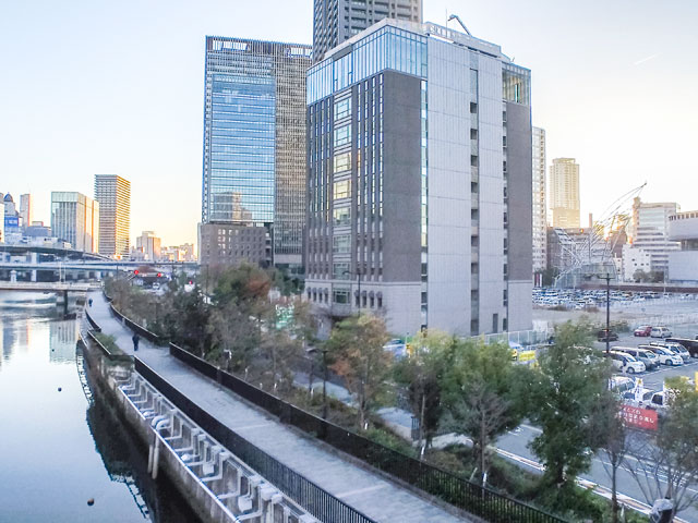 1階では大阪大学が学問の精神のルーツとする「懐徳堂」「適塾」の展示コーナーも